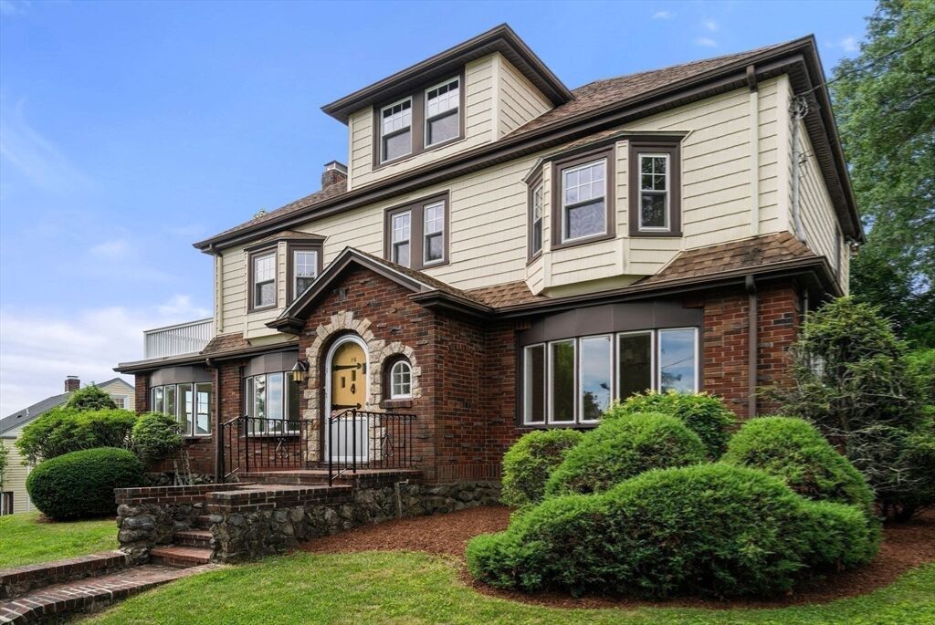 Property Photo:  16 Douglas Road  MA 02478 