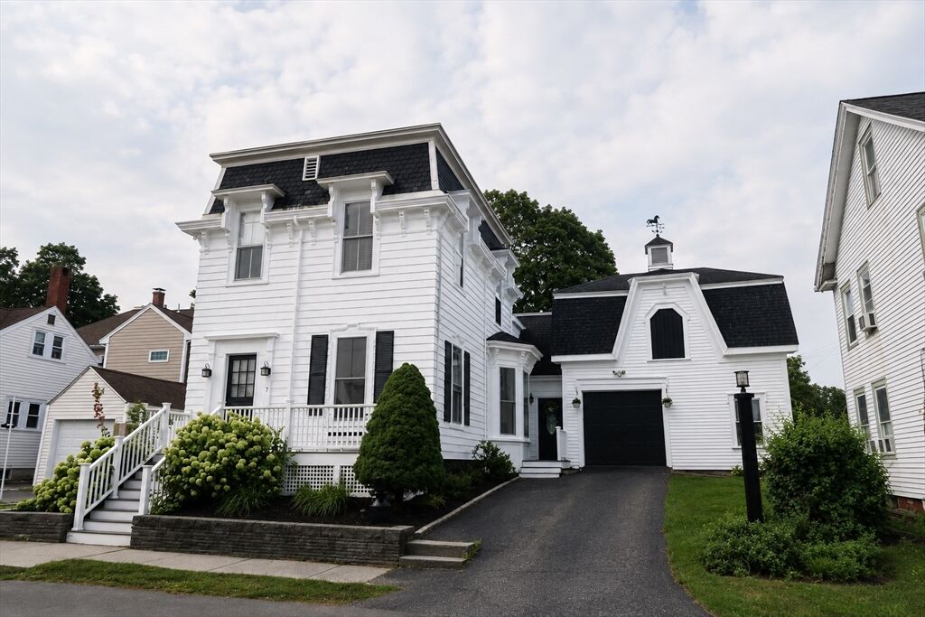 Property Photo:  7 S.green St  MA 01835 