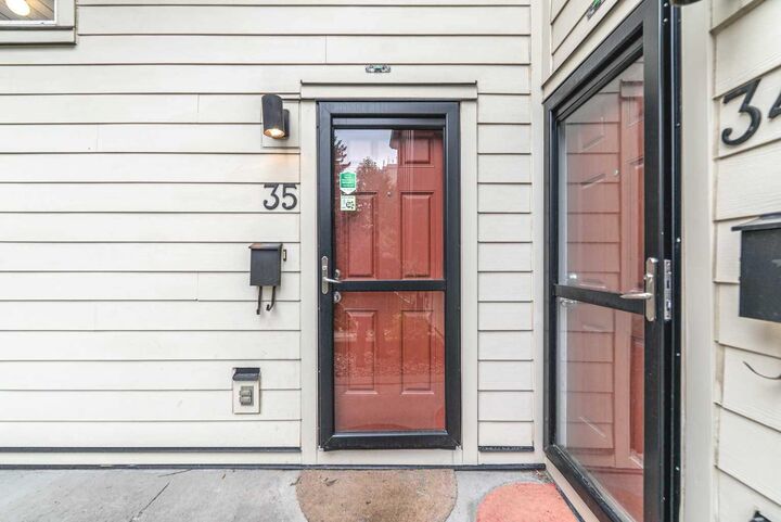 Property Photo: 4740 Dalton Drive NW 35 AB T3A 2H4