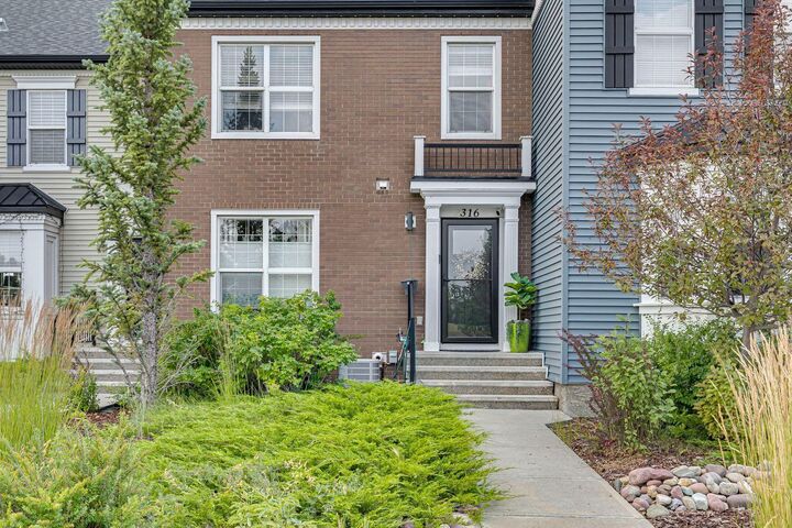 Property Photo:  316 Chaparral Valley Square SE  AB T2X 0T5 
