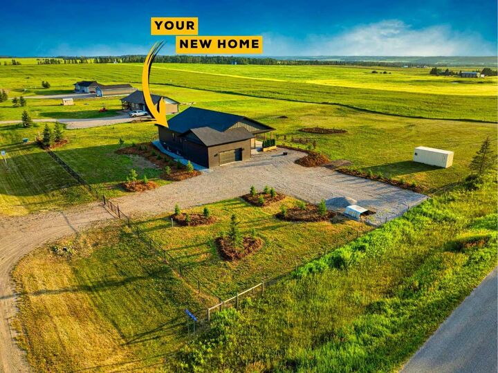Property Photo: 4141 Township Road 340 4 AB T0M 1C0