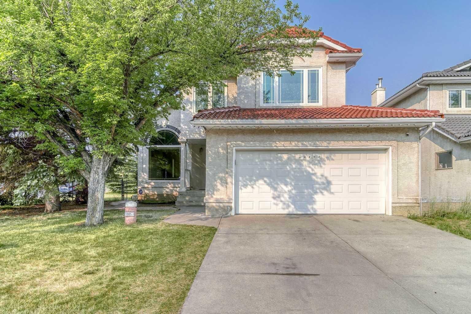 Property Photo: 10057 Hamptons Boulevard NW AB T3A 4Y6