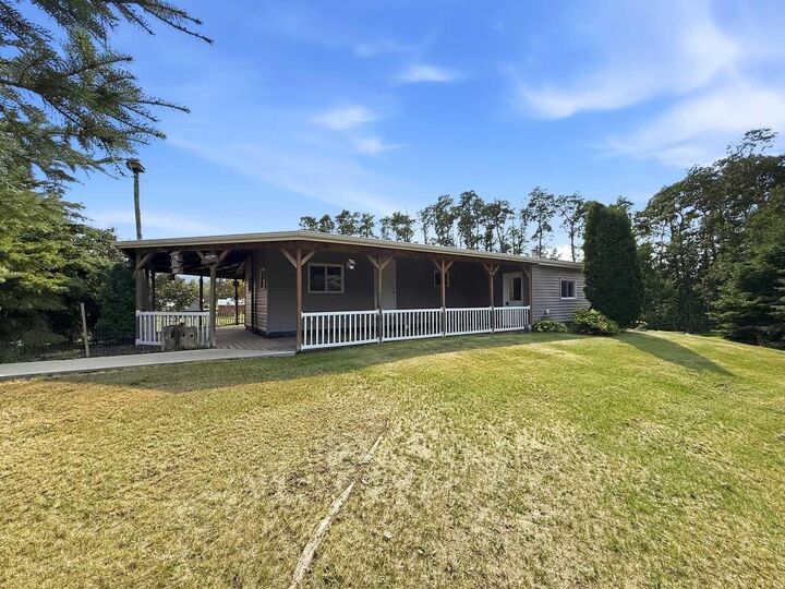 Property Photo: 430021 Range Road 243 AB T0C 1N0