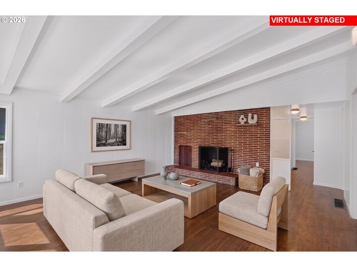 Property Photo:  3205 NE 83rd Ave  OR 97220 