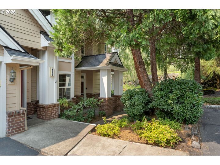 Property Photo:  4690 Summerlinn Way  OR 97068 