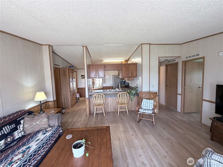 Property Photo: 731 Thomas Road WA 98926