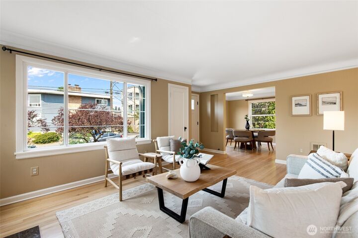 Property Photo:  8106  Stone Avenue N  WA 98103 
