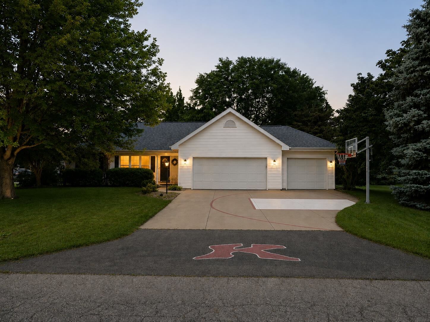 Property Photo:  W2489 Clover Downs Court  WI 54915 