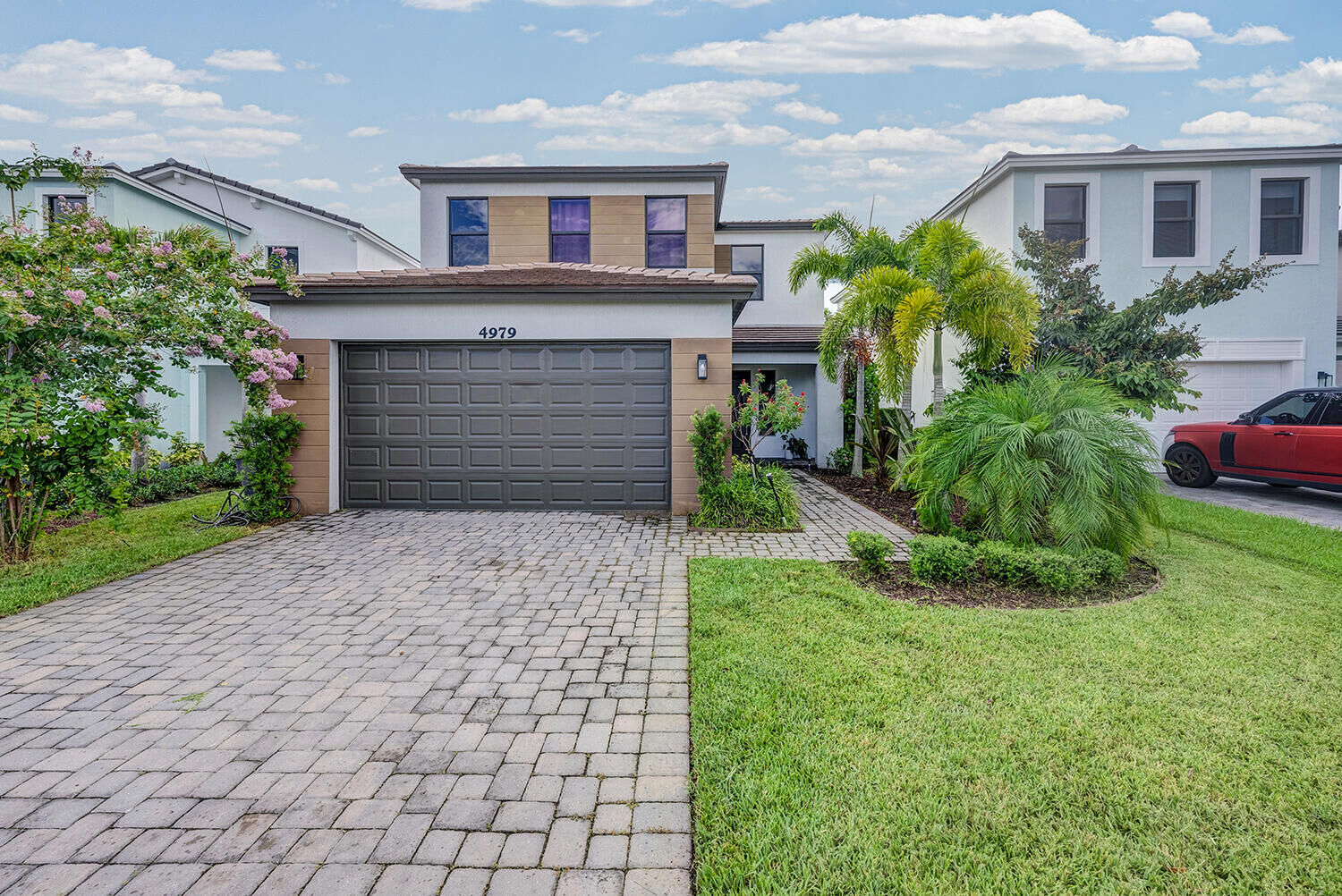 Property Photo: 4979 Coquina Place FL 33470