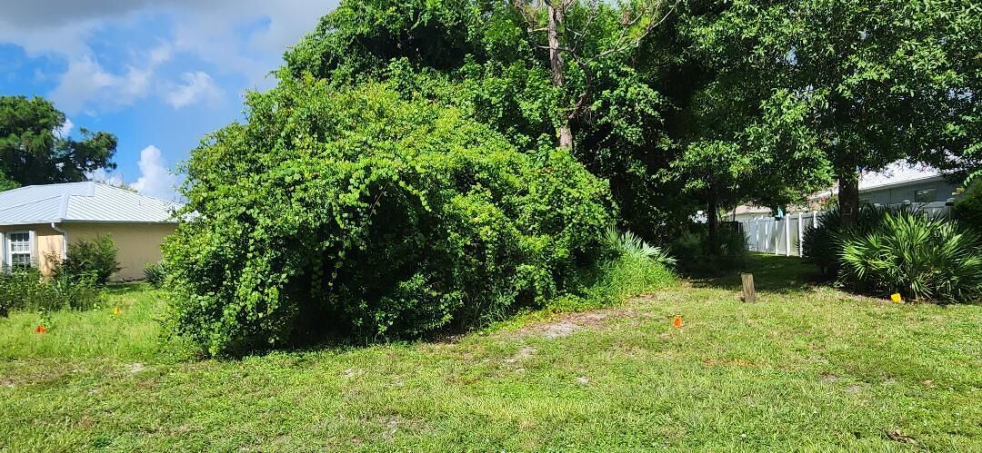 Property Photo: 8289 Spicebush Terrace FL 34952