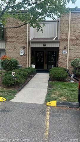 Property Photo:  17905 University Park Drive 99  MI 48152 