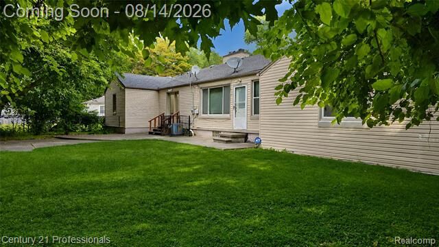 Property Photo: 18407 Garfield MI 48240