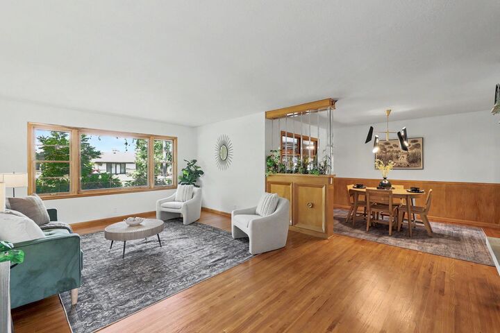 Property Photo:  3321 E Bellaire Ct  KS 67218 