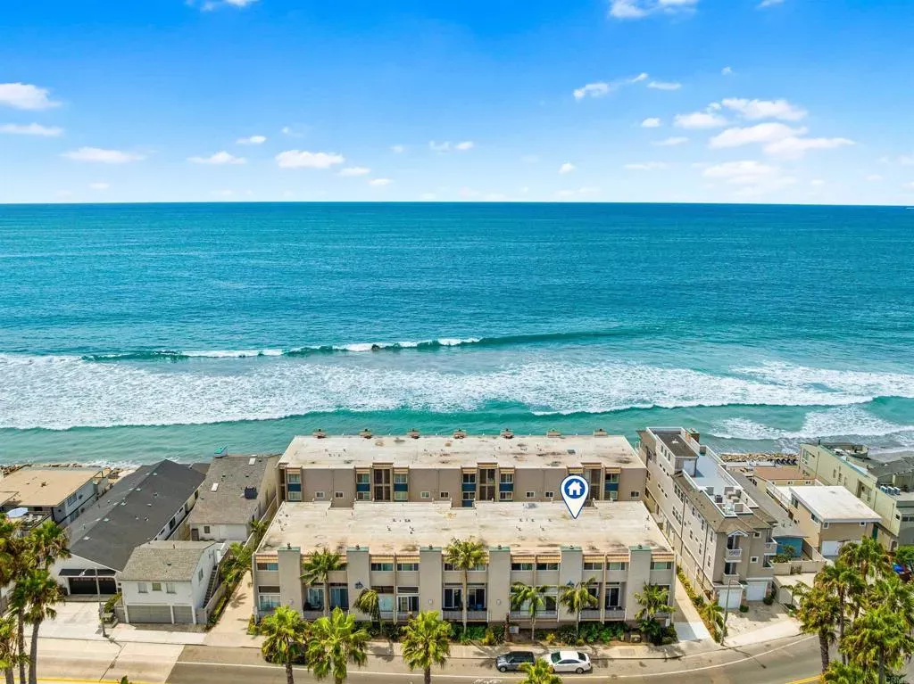 Property Photo:  1601 S Pacific Street A2  CA 92054 