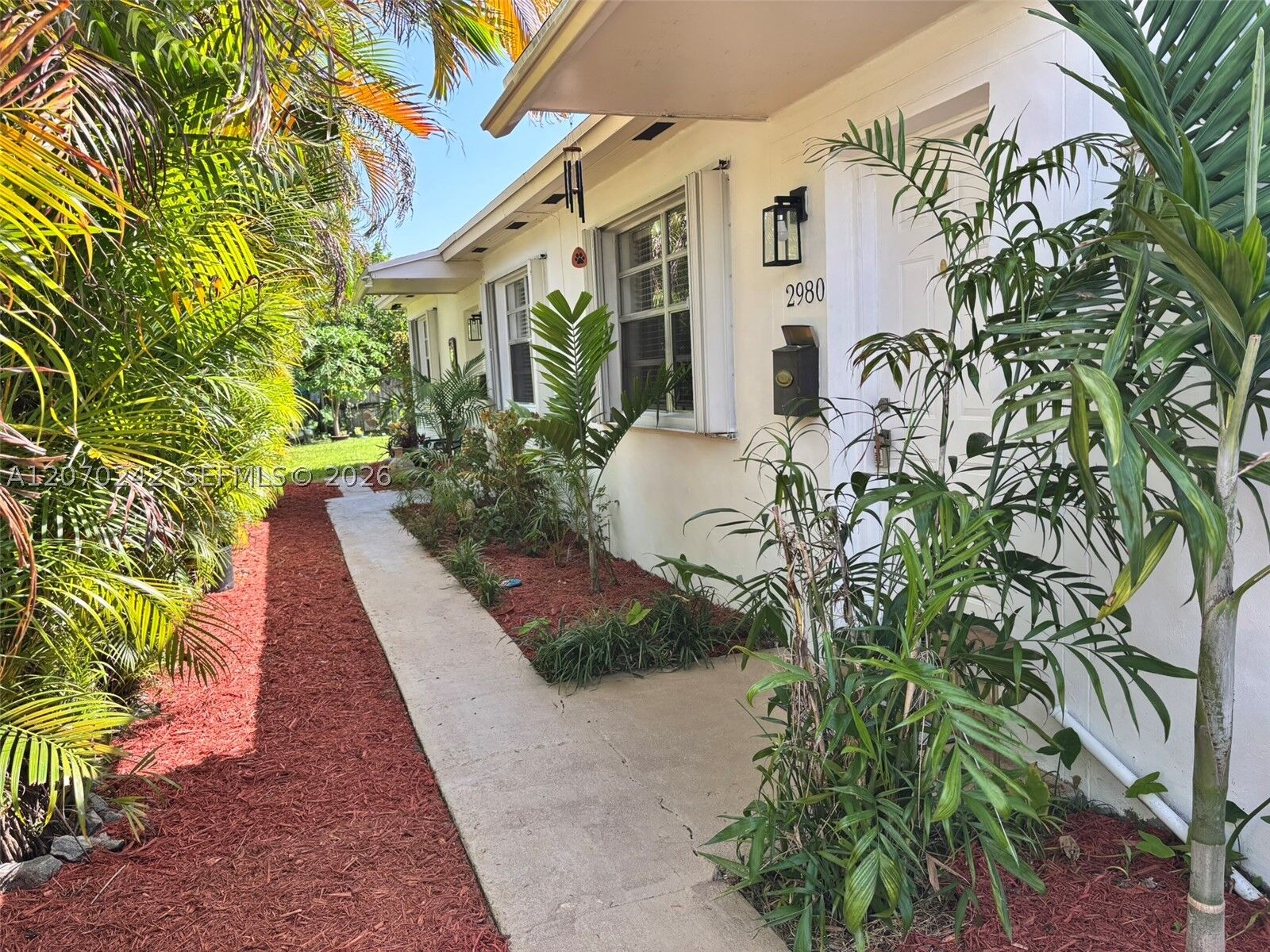 Property Photo:  2980 SW 25th St 1  FL 33133 