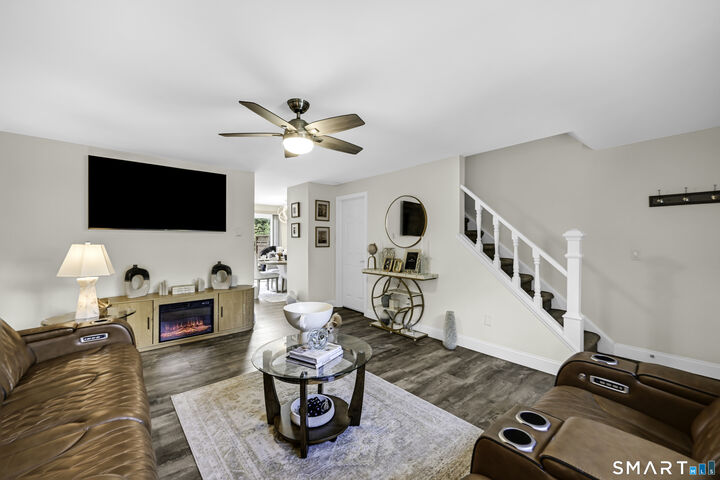 Property Photo:  80 Wellswood Road 9  CT 06231 