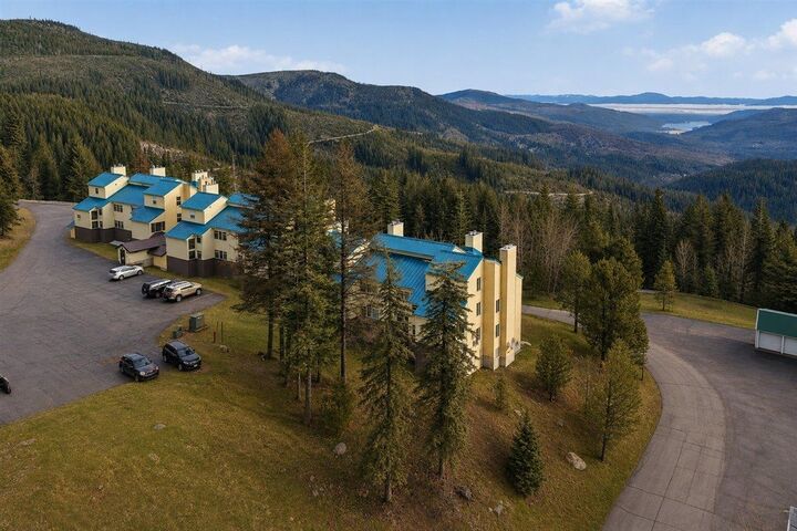 Property Photo: 28600 N Mt Spokane Park Dr #313 WA 99021