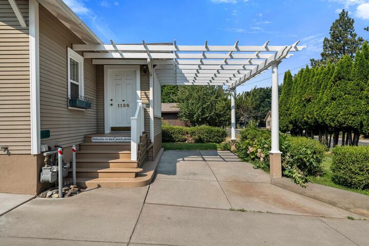 Property Photo:  1126 E 29th Ave 1128 E 29th Ave  WA 99203 