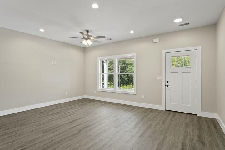 Property Photo: 631 Scenic Avenue SC 29322