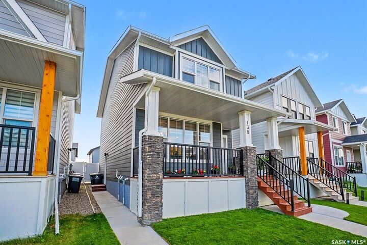 Property Photo: 138 Rosewood Boulevard E SK S7V 0Y9