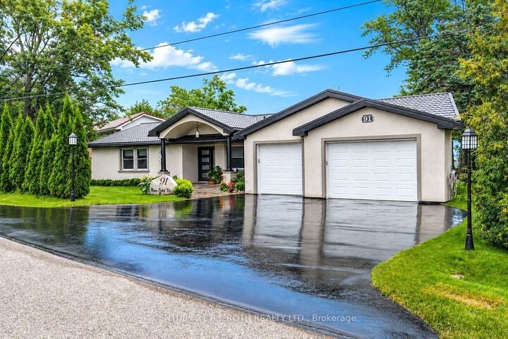 Property Photo: 91 Moon Point Drive ON L3V 0R8