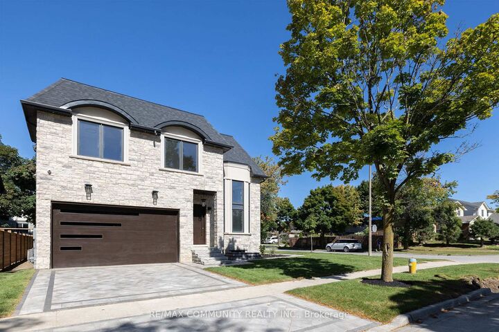 Property Photo: 12 Port Royal Trail ON M1V 2G5