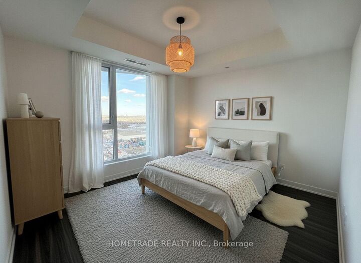 Property Photo:  498 Caldari Road 1529  ON L4K 0R6 
