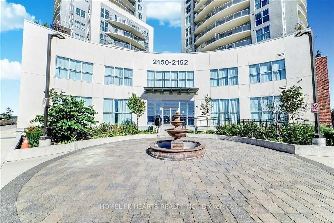 Property Photo: 2152 Lawrence Avenue E 206 ON M1R 3A8
