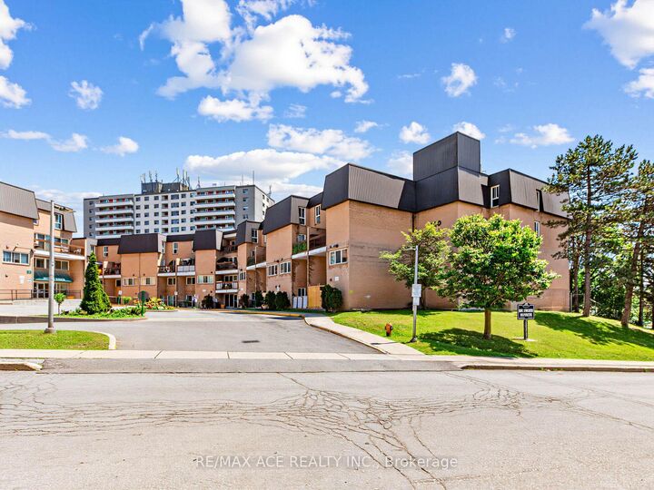 100 Mornelle Court 1017 — photo 1
