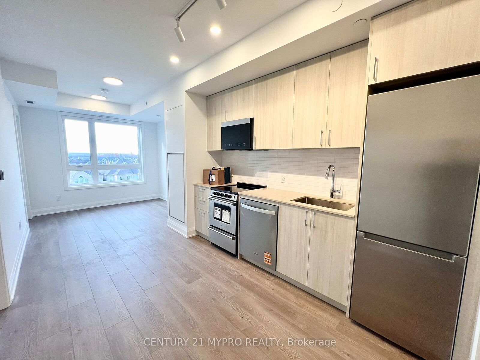 Property Photo: 3250 Carding Mill Trail 402 ON L6M 1L3