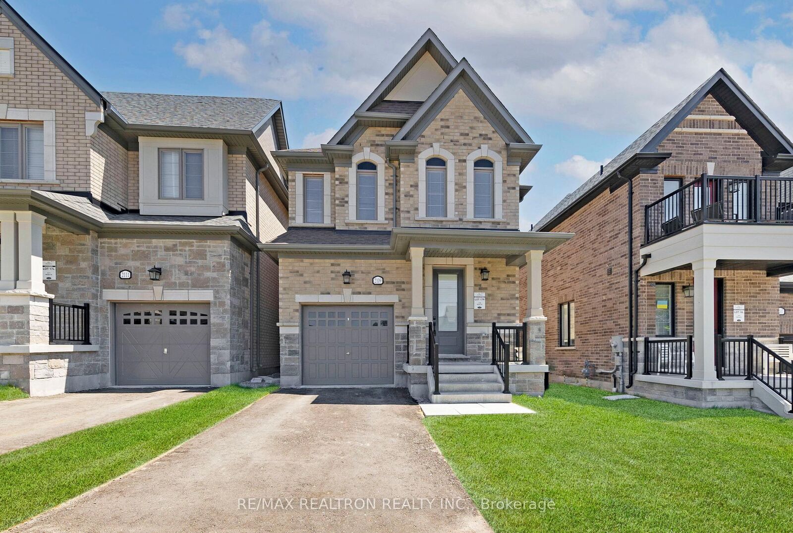 Property Photo:  2109 Wilson Street  ON L9S 0N8 