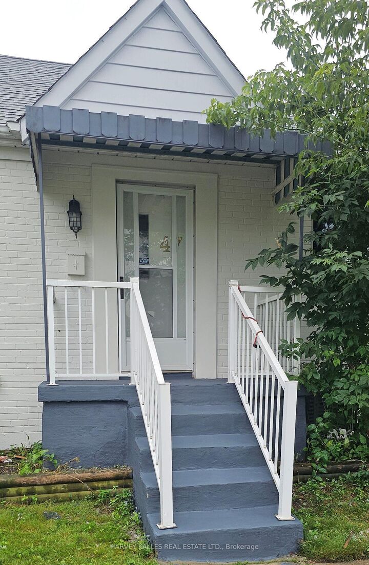Property Photo: 47 Stayner Avenue ON M6B 1N5