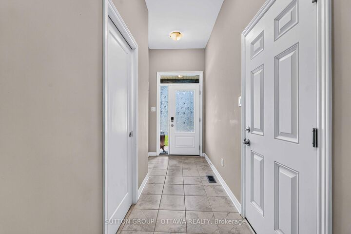 Property Photo:  221 Tim Sheehan Place  ON K2V 0N1 
