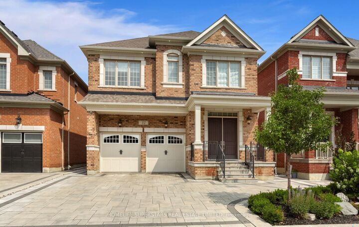 12 John Henry Street — photo 1