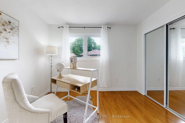 Property Photo: 75 Calverley Trail ON M1C 3S5