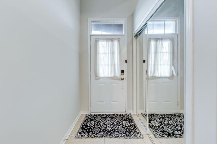 2418 Adamvale Crescent — photo 1
