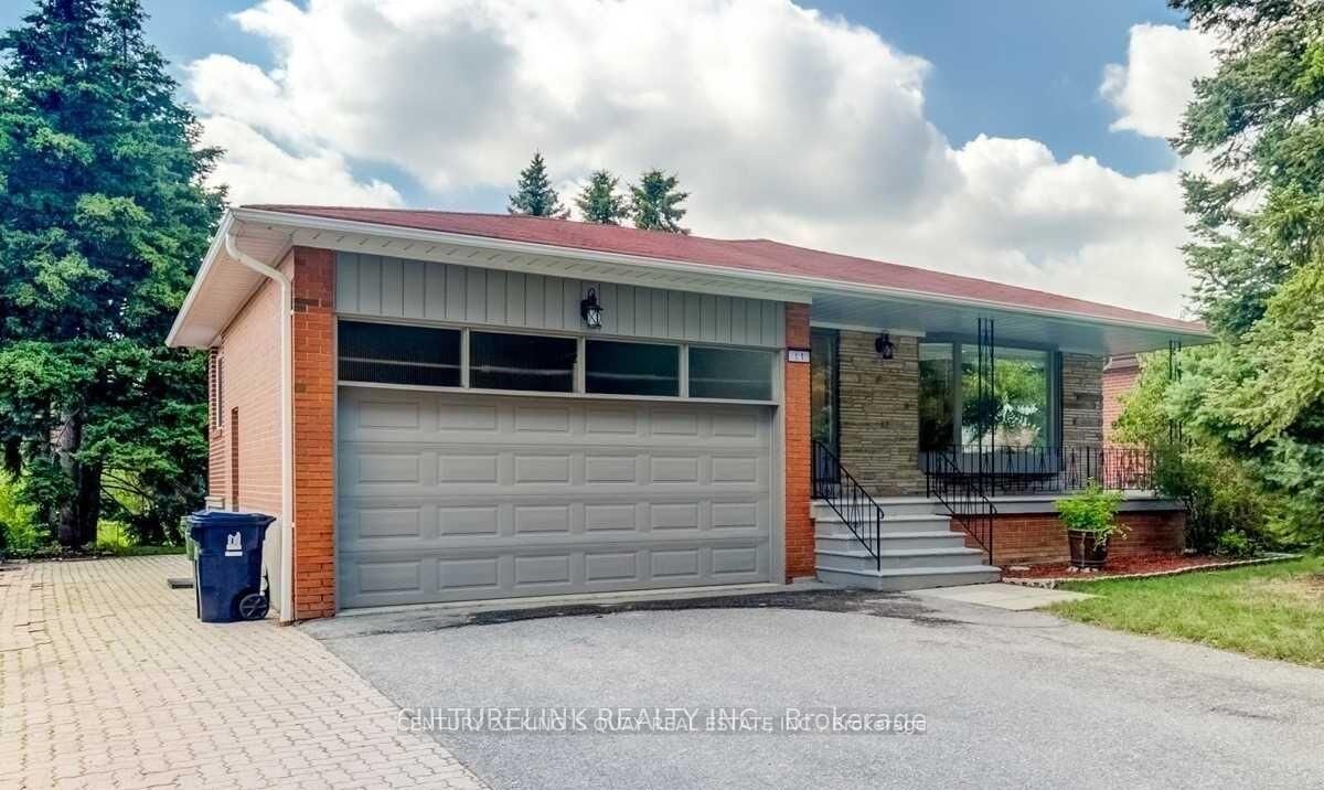 Property Photo: 11 Bowhill Crescent Lower ON M2J 3S1