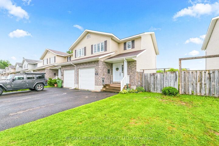 3003 Sandstone Crescent — photo 1