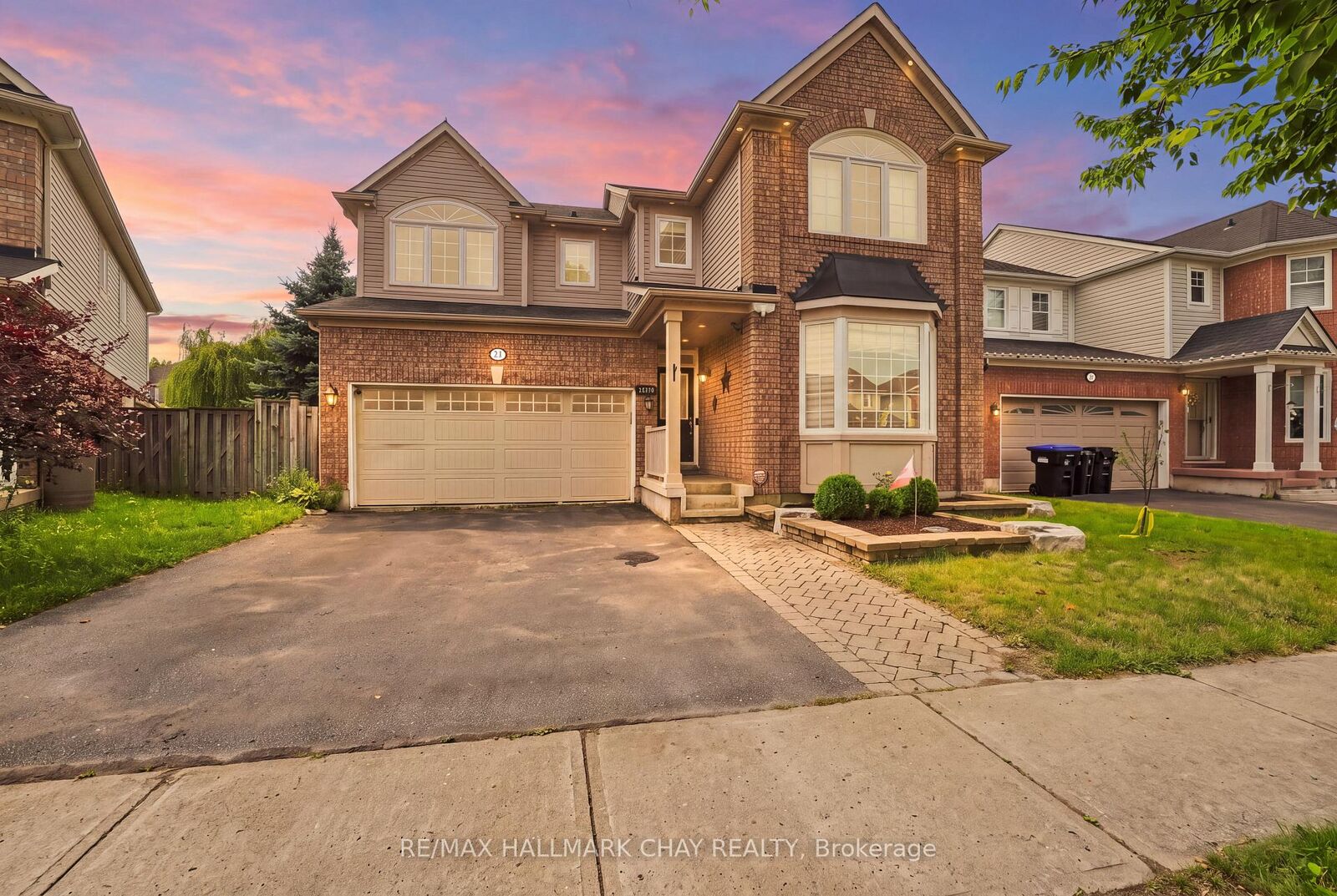 Property Photo: 29 Dunning Drive ON L9R 0B5