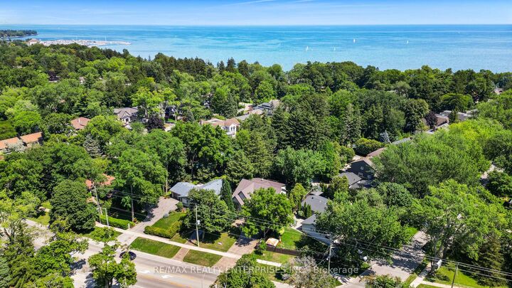 Property Photo: 3168 Lakeshore Road W ON L6L 1J6