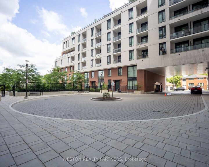 Property Photo: 3100 Keele Street 605 ON M3M 2H4
