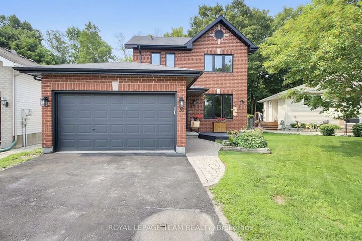 36 Steggall Crescent — photo 1