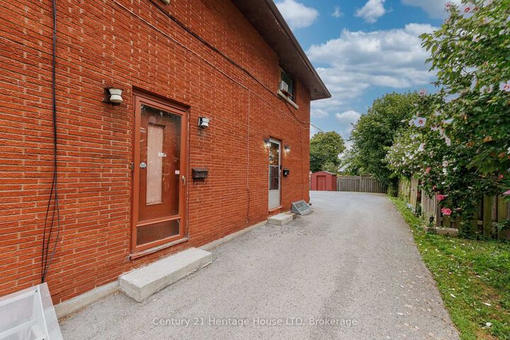 Property Photo: 146 Central Avenue ON L2A 3S7
