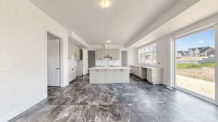 Property Photo: 12 Aldwinckle Avenue ON L0L 2L0