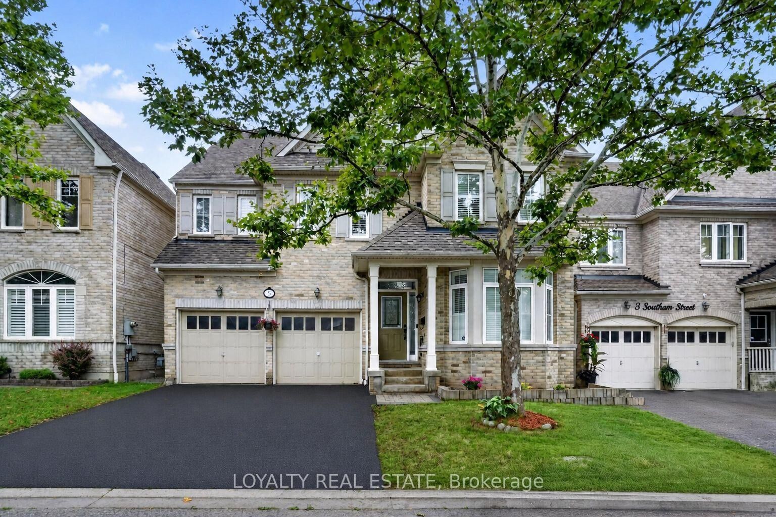 Property Photo:  5 Southam Street  ON L1Z 1R6 
