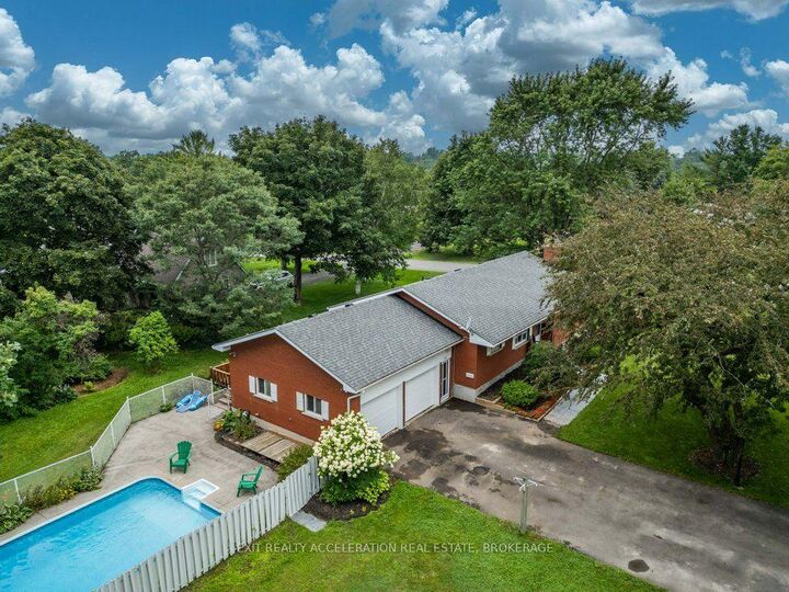 Property Photo:  28 Southcrest Drive  ON K7R 3K2 