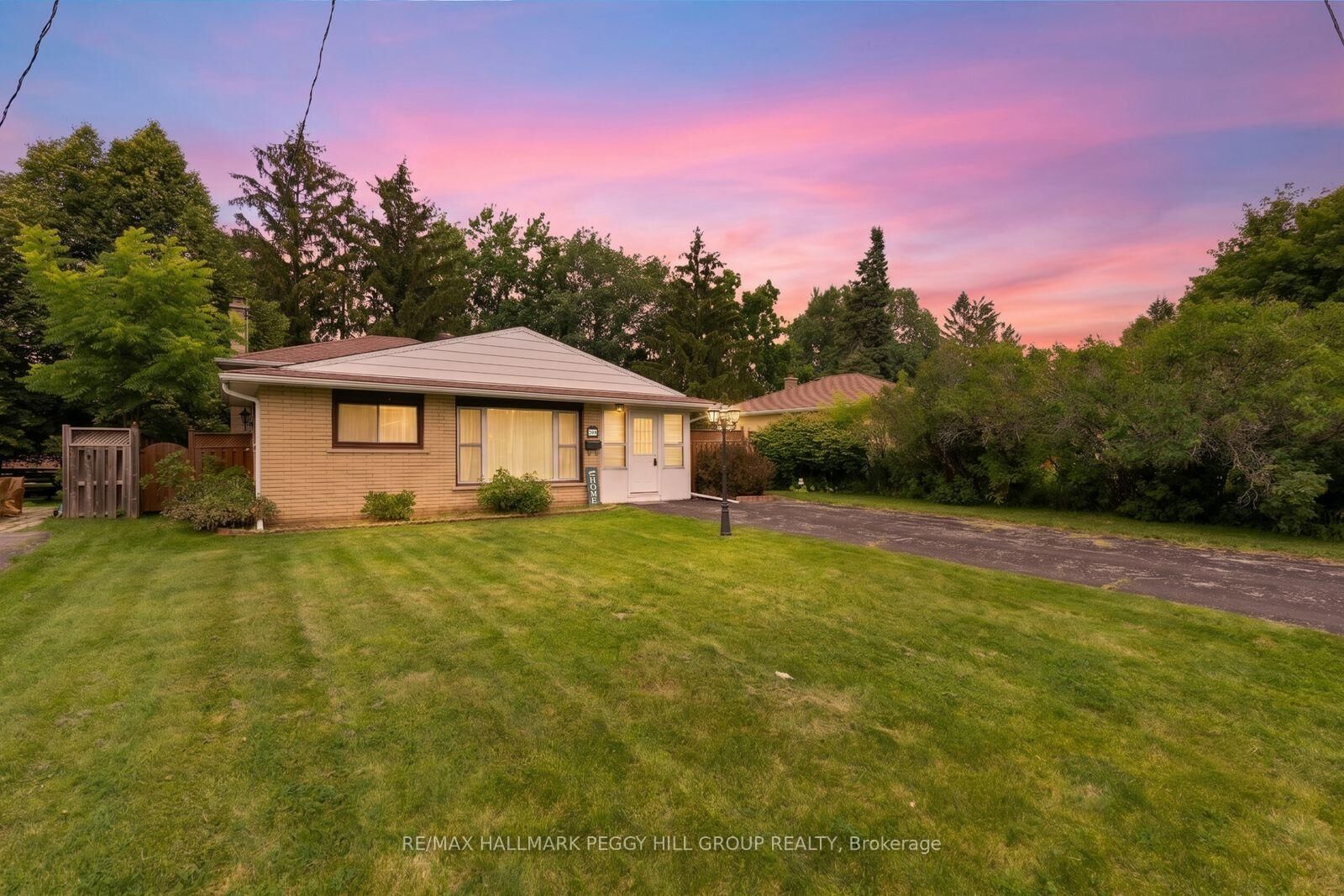 Property Photo:  208 Garson Street  ON L4N 3Y7 