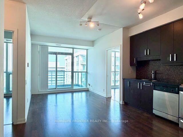 Property Photo: 17 Anndale Drive Ph201 ON M2N 2W7