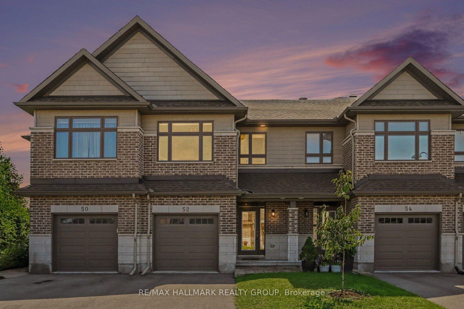 Property Photo: 52 Porter Street ON K2S 2L9