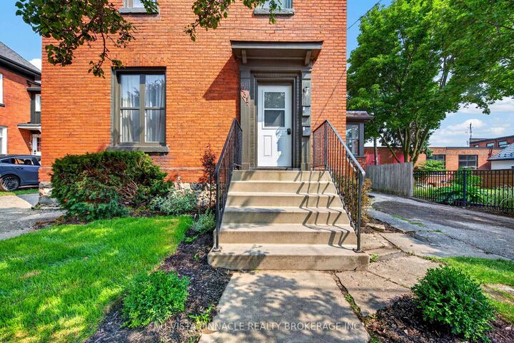 Property Photo:  631 Peel Street  ON N4S 1K9 